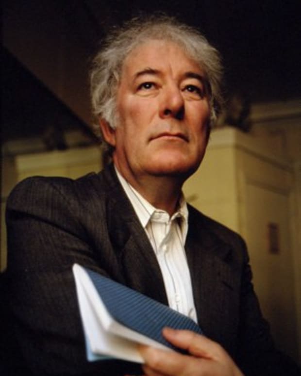 Analysis of Poem Digging by Seamus Heaney - Owlcation - Education