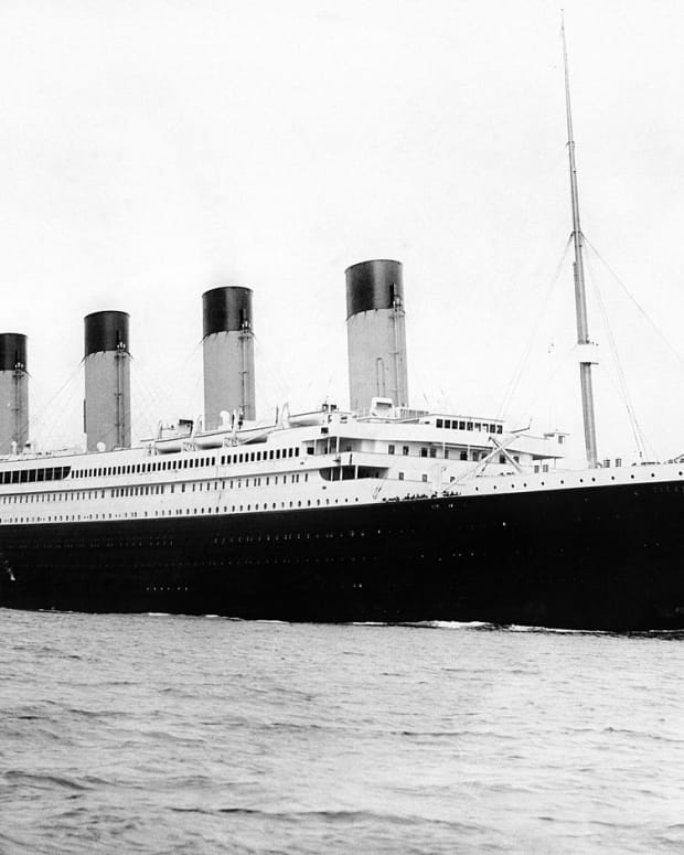 The Ss Californian The Ship That Watched Titanic Sink Owlcation Education - roblox survive the titanic modern sinking youtube