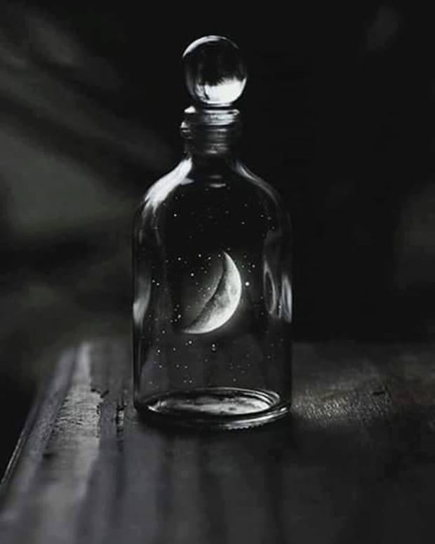 Pendulum Witchcraft: How to Make and Use a Pendulum ...