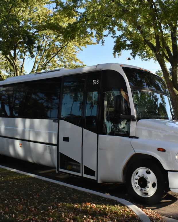 traveling-around-michigan-upper-peninsula-casinos-on-a-buus