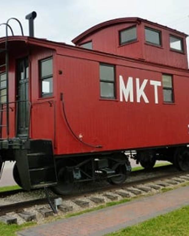 m-k-t-railroad-museum-with-caboose-depot-in-katy-texas