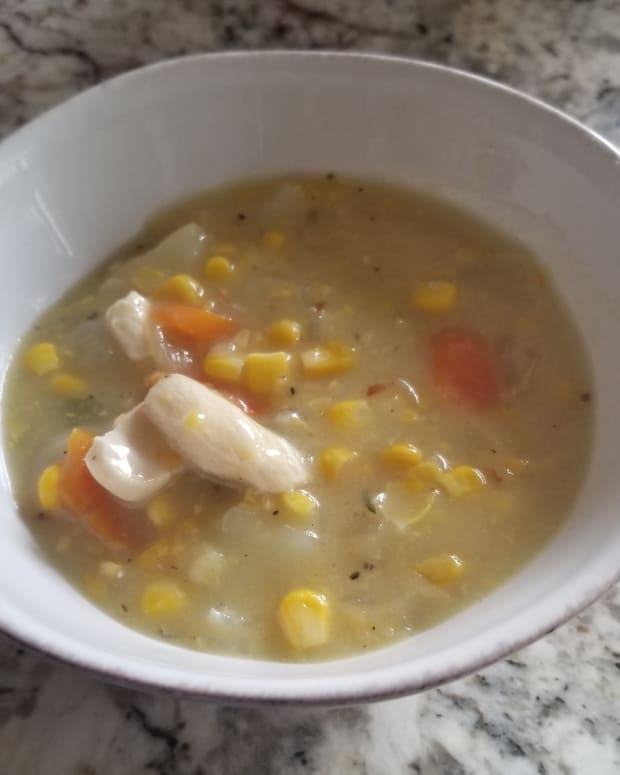 Manhattan Clam Chowder With Chicken Broth - Delishably - Food and Drink