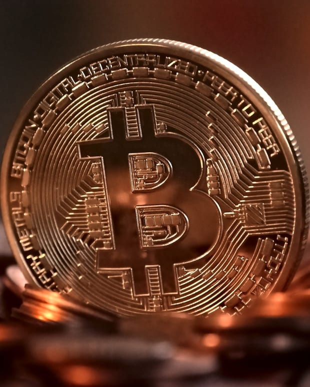 what-experts-are-saying-about-bitcoin-in