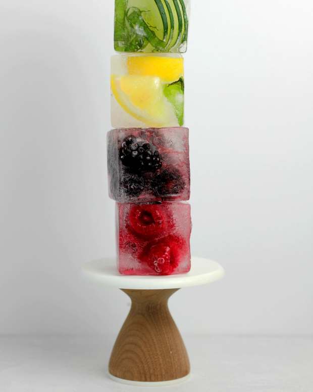 Woman Shares 6 Creative Ways to Use an Ice Cube Tray and People Can't