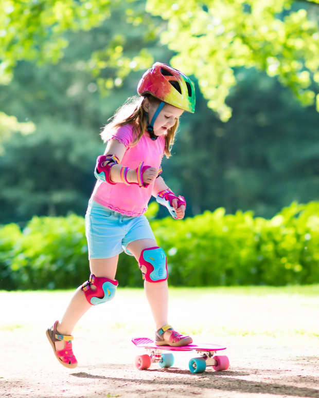 little girl skateboarding