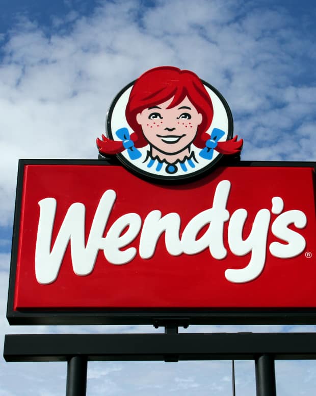 footage-of-wendy-s-superbar-from-the-1980s-is-making-people-nostalgic