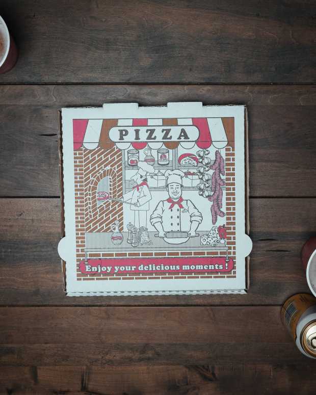 Easy Trick for Making Stale Pizza Fresh Only Takes 60 Seconds Delishably News