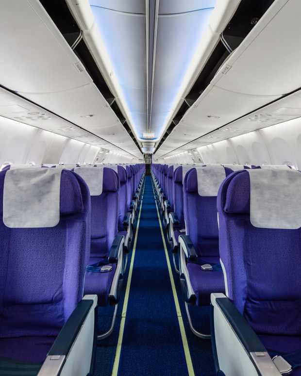 Mom Nervously Asks Man to Switch Airplane Seats and People Have