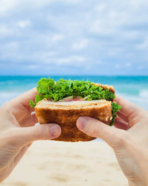 Woman's Impression of an Almond Mom Ordering a Sandwich Is Priceless