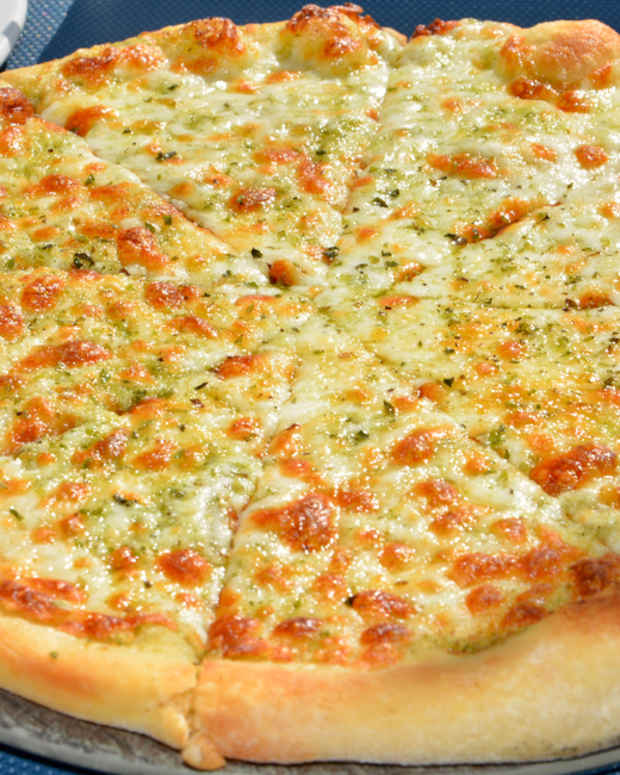 Incredible 'Garlic Bread Quesadillas' Are a Guaranteed Winner