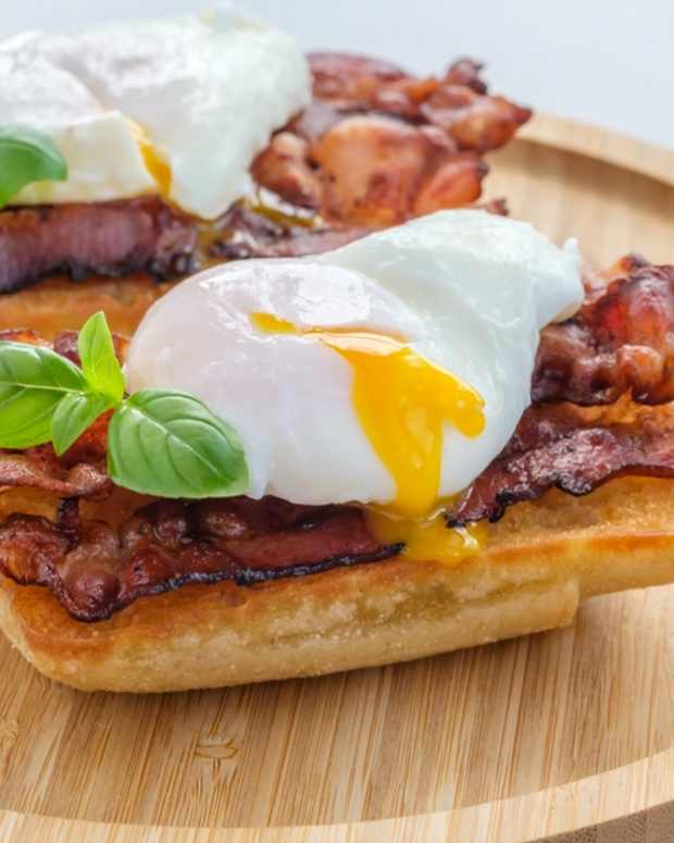 Microwave Hack for Making Poached Eggs Is Such a Huge Timesaver