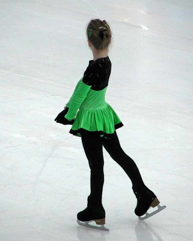 Figure Skating Tricks for the Beginner HowTheyPlay