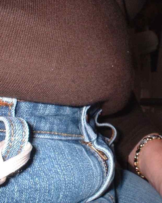 Why Do My Jeans Make a Popping Noise? Bellatory