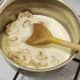 Preparing mushroom cream sauce