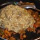 Step five: Add mashed eggplant pulp. Combine well with the contents in the pan. Cook for a minute. If needed, add a very small amount of water to get the right thickness. Turn off the heat.