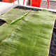 Wash the banana leaves and dry them with a clean towel. Cut the leaves into 9-10 square shapes.