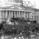 Lincoln's inauguration address, March 6, 1861. Photo taken in front of an incomplete capital building.