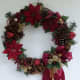 christmas-cinnamon-pinecone-wreath