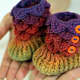 These baby booties are so cute! There's a lot of crocodile stitch patterns where these came from - Bonita Patterns.