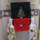 We always celebrate Christmas on mom's arrival for the summer since we did not get to be with her on the actual holiday. Here's the Christmas theme for the bathroom.
