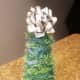 This gift bow looks cute.