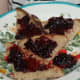 After boiling the grape juice with sugar, we enjoyed the grape jam. (Step 4)