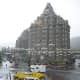 In this picture, we can see the height of the hotel.