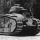 最初的Char B1正面和侧面装甲厚达40毫米。在法国的战斗中，在没有空中支援的情况下与德国坦克作战导致了重大损失。
