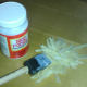 To make "latkes on a plate," bundle your raffia strands in piles, then secure with glue.