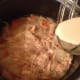 Pour the flour mixture into the filling while stirring.