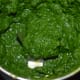 Puree the spinach in the mixer.