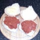 Spicy corned beef on rolls