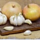 yellow onions and garlic