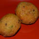 Step seven: The hot and yummy chutney potato balls are done!