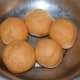 Step three: Next, divide the dough into 5 equal portions.