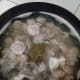 Boil the washed chicken gizzards