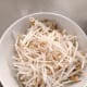 Rinse the bean sprouts.