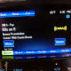 伏无线电屏幕。显示使用Sirius选项。潘多拉也可提供，以及正常的广播和单个CD播放器。