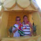 Pose for a photo in the giant pineapple