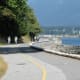 The seawall, with one lane for cyclists and another for pedestrians