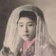 This vintage Japanese bride photo brings tradition to an Asian bridal shower theme