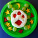 An alien sandwich with space themed goldfish crackers.