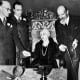 Harry Houdini's widow performing a seance on Halloween 1936.