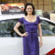 Carla Gugino wearing a medium size hoop earrings
