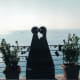 Sculpture of two lovers on the Via del Amore