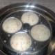 Steam the idlis.