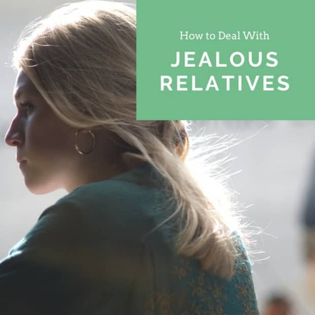 Signs of Jealous Family Members and How to Deal With Them photo image