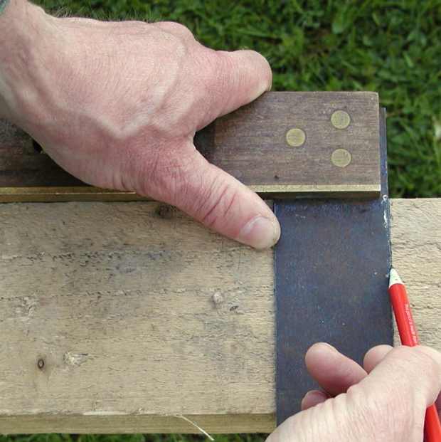 Cut Wood at an Angle With a Hand Saw 