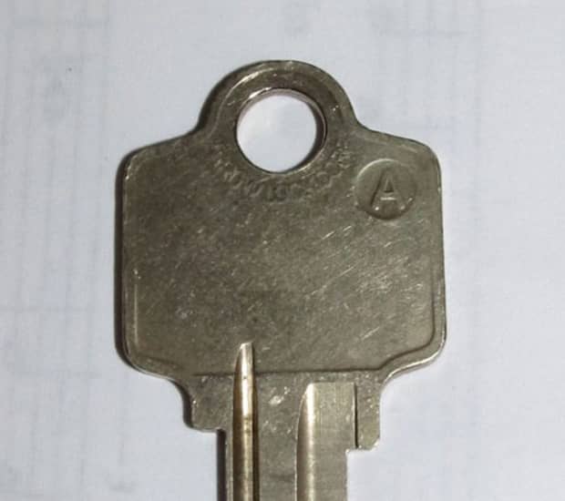 XF MASTER KEY..WORKS ON OLD STYLE AND NEW 