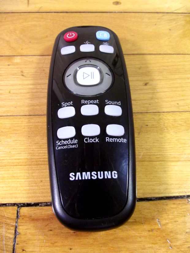 Samsung Powerbot R7040 Robotic Vacuum 